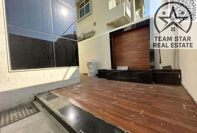 54512843 - صورة العقار 3