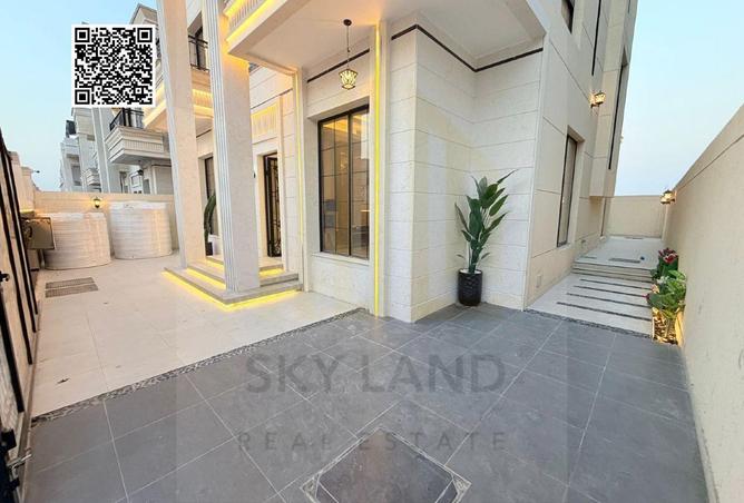 137015446 - Property Image 2