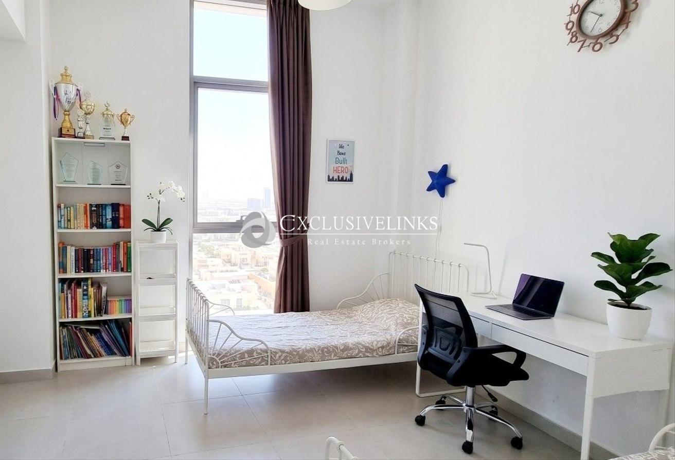 Spacious | Unfurnished | Available by 1st Oct photo 6