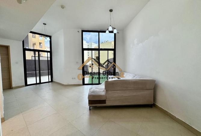 100432994 - Property Image 3