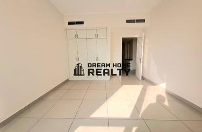 Apartment - 3 Bedrooms - 3 Bathrooms for rent in Future tower 2 - Al Khan - Sharjah Apartment - 3 Bedrooms - 3 Bathrooms for rent in Future tower 2 - Al Khan - Sharjah