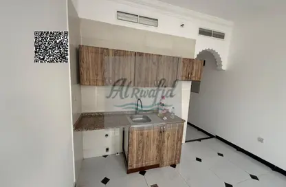Apartment - Studio - 1 Bathroom for rent in Al Jawhara Building - Al Rawda 3 - Al Rawda - Ajman