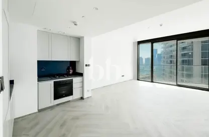 شقة - غرفة نوم - 1 حمام للايجار في بنينسولا ثري - بنينسولا - الخليج التجاري - دبي