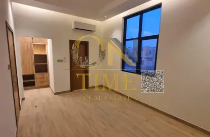 شقة - 5 غرف نوم - 6 حمامات للايجار في 1 الياسمين - الياسمين - عجمان