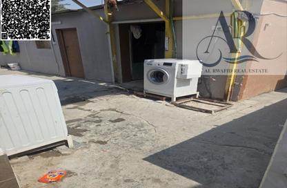 سكن عمال - استوديو - 7+ للايجار في المنطقة الصناعية رقم 4 - المنطقة الصناعية بالشارقة - الشارقة