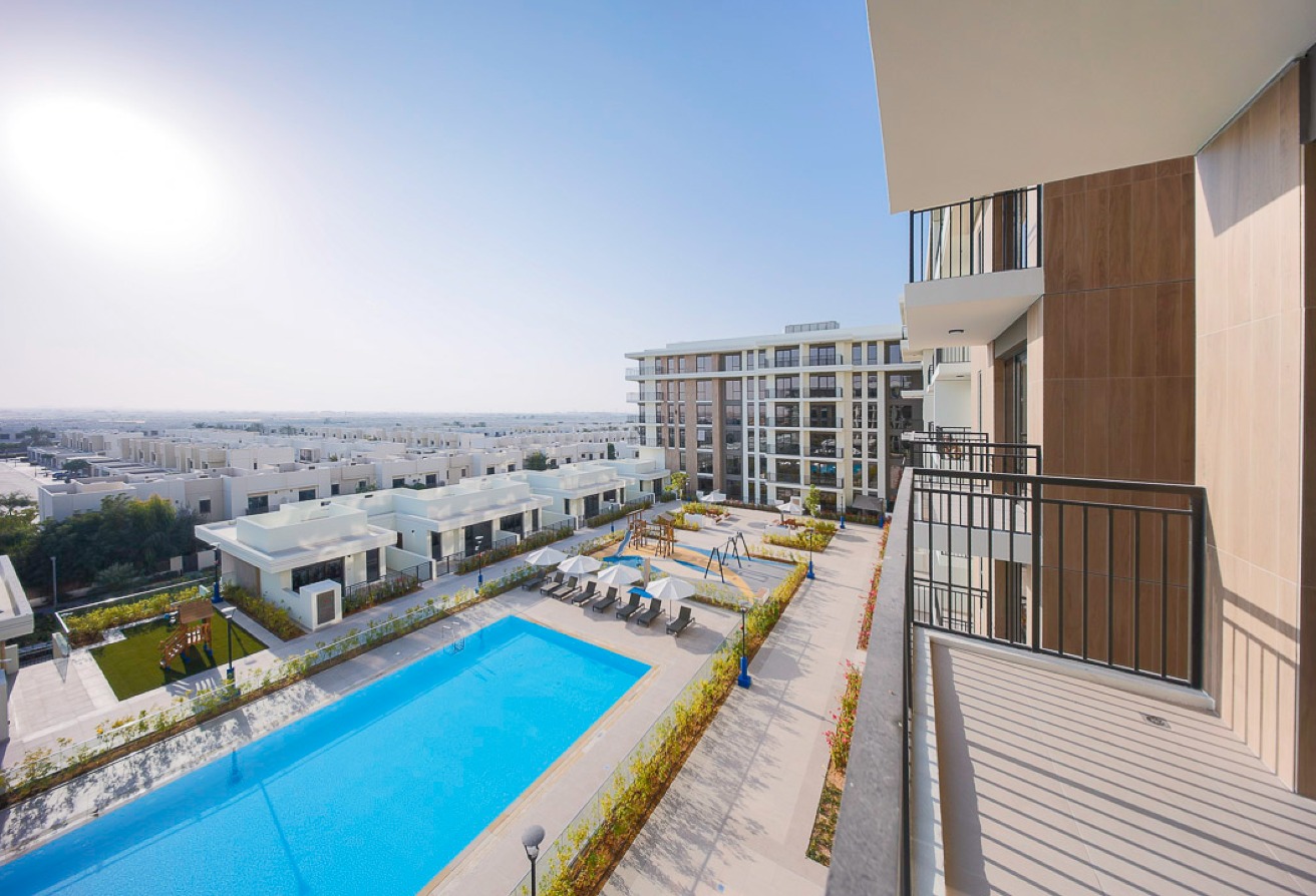 Studio apartment in Holland Gardens, Town Square: 16