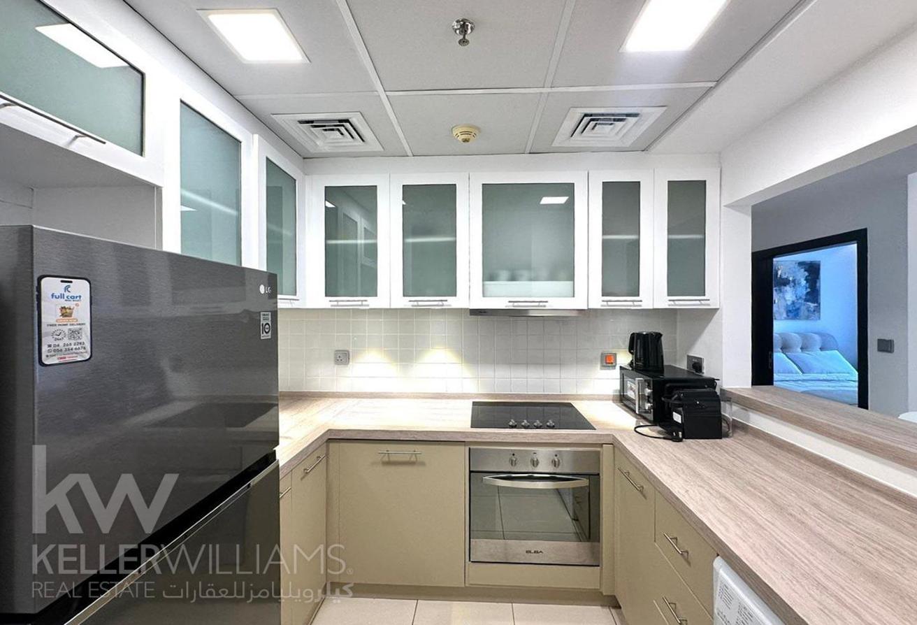 Lovely Fully Furnished One BR Marina View photo 6