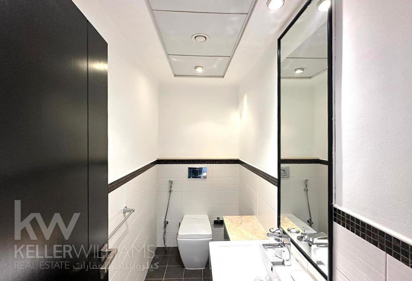 Lovely Fully Furnished One BR Marina View photo 8