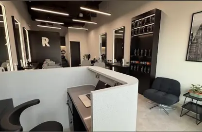 متجر - استوديو للايجار في عزيزي العنبر - الفرجان - دبي