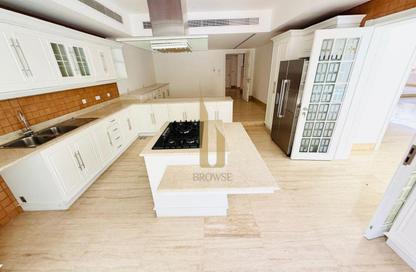 Villa - 4 Bedrooms - 4 Bathrooms for rent in Umm Suqeim 1 Villas - Umm Suqeim 1 - Umm Suqeim - Dubai