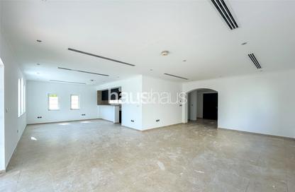 Villa - 3 Bedrooms - 3 Bathrooms for rent in District 6 - Jumeirah Park - Dubai Villa - 3 Bedrooms - 3 Bathrooms for rent in District 6 - Jumeirah Park - Dubai