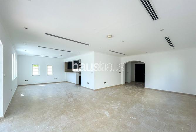 127479932 - Property Image 3