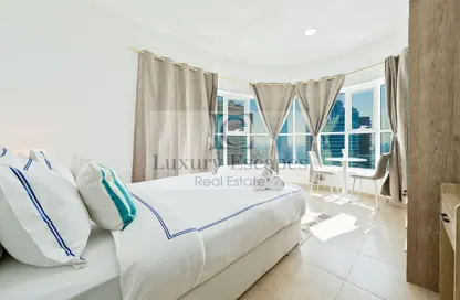 Apartment - Studio - 1 Bathroom for rent in Lake Elucio - Jumeirah Lake Towers - Dubai