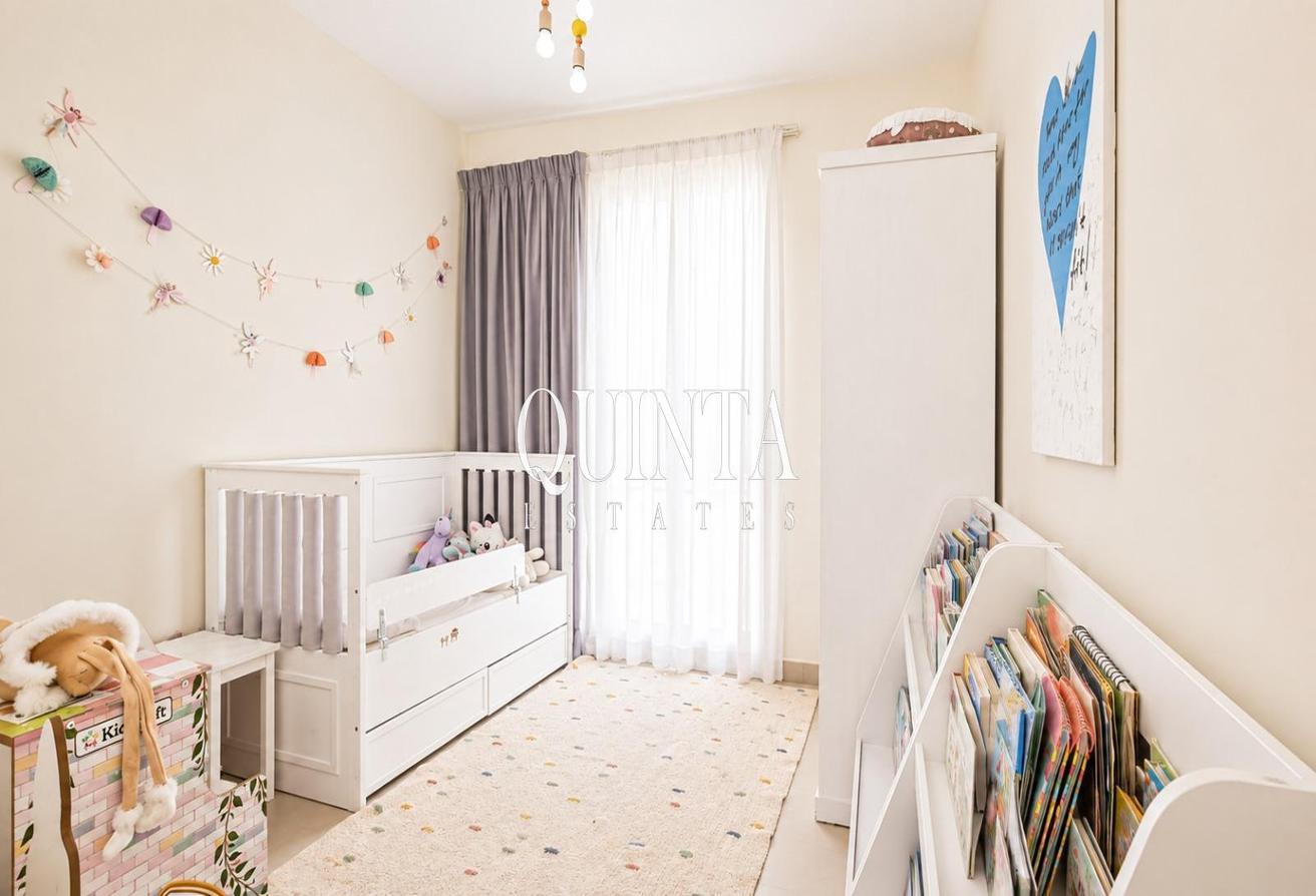 Spacious | Unfurnished | Great Location photo 4