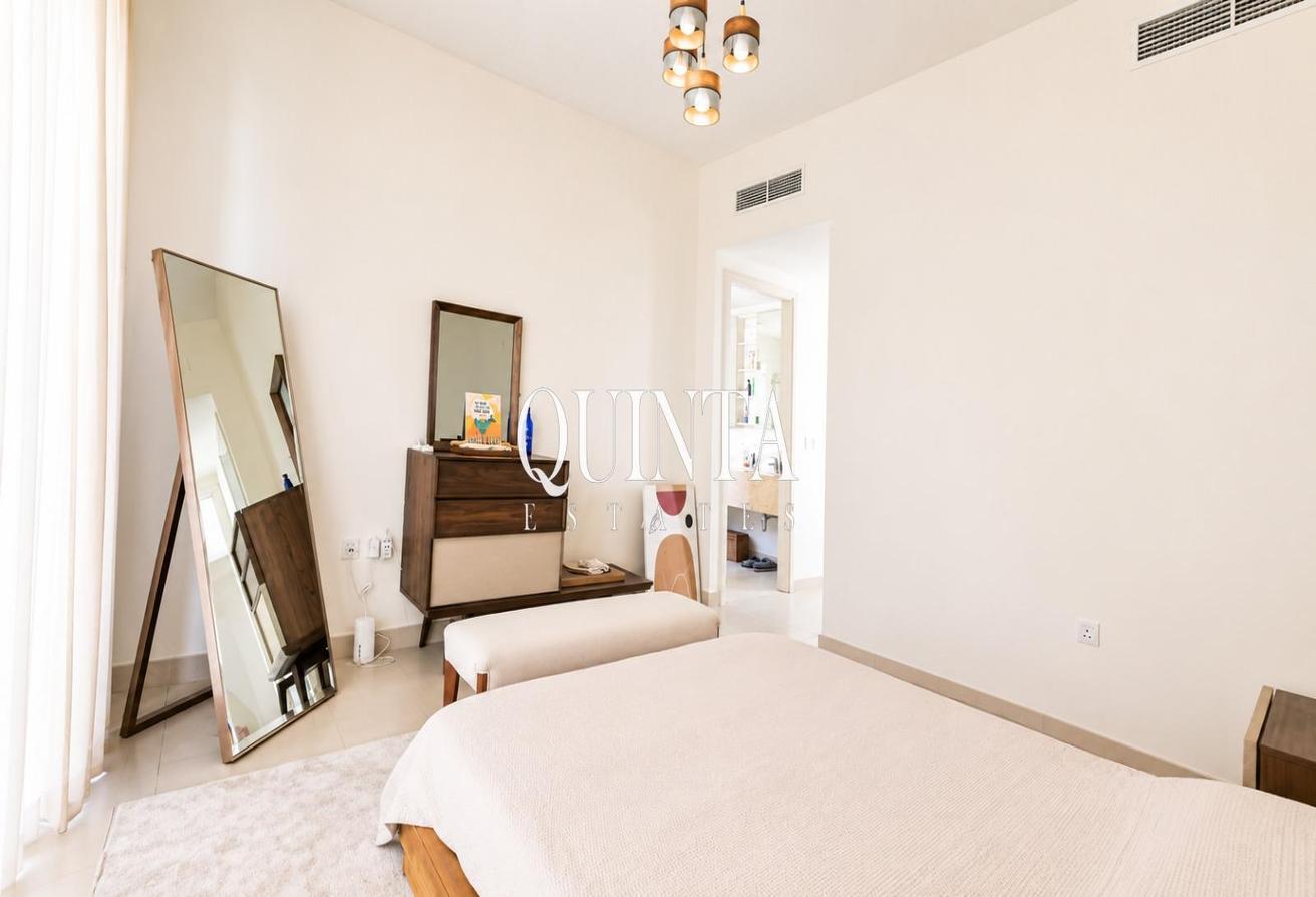Spacious | Unfurnished | Great Location photo 6