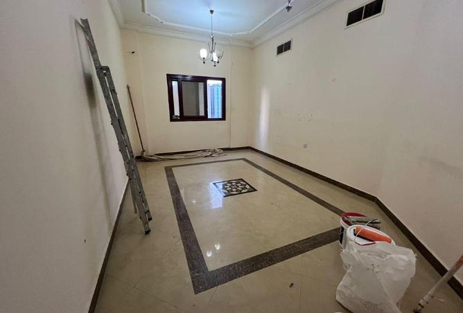 53161143 - Property Image 2