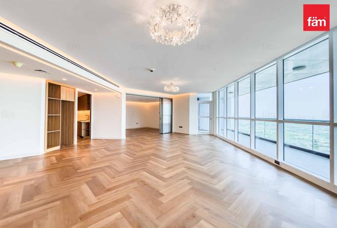 104670320 - Property Image 2