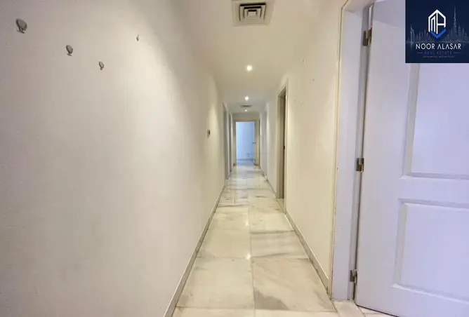 151905345 - Property Image 3
