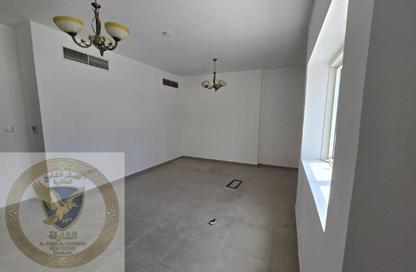 Apartment - 2 Bedrooms - 2 Bathrooms for rent in Al Khan Lagoon - Al Khan - Sharjah