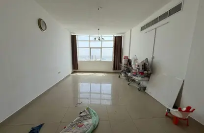 Apartment - 2 Bedrooms - 3 Bathrooms for rent in Al Mujarrah - Al Sharq - Sharjah