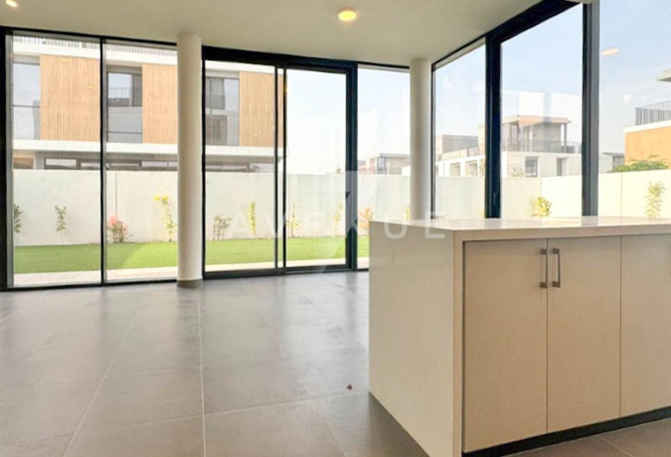 Modern Villa I Brand New I Accessible Location photo 9