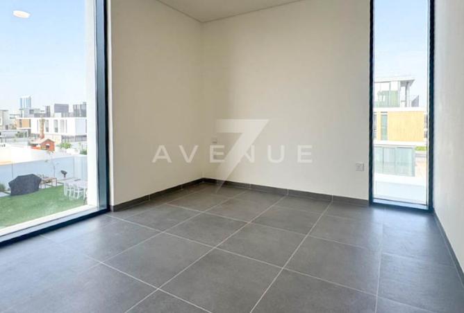 136555643 - Property Image 2