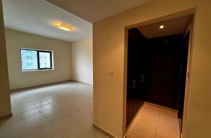 Apartment - 2 Bedrooms - 4 Bathrooms for rent in Al Ghazal Tower - Al Khan Lagoon - Al Khan - Sharjah