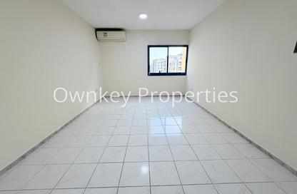 Apartment - 1 Bedroom - 1 Bathroom for rent in Mankhool Building - Al Mankhool - Bur Dubai - Dubai