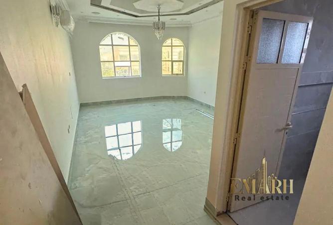 123848932 - Property Image 2