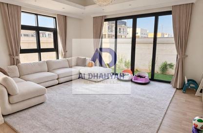 Villa - 4 - 5 for sale in Al Hooshi Villas - Hoshi - Al Badie - Sharjah