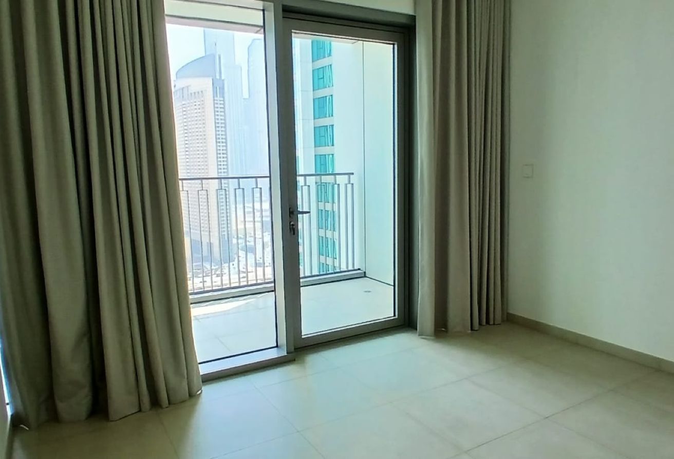 3BR + Maid | Burj Khalifa & Fountain View | Vacant — image 15