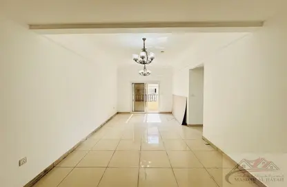 Apartment - 3 Bedrooms - 3 Bathrooms for rent in Muwaileh 29 Building - Muwaileh - Sharjah