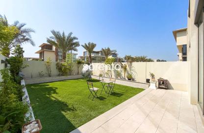 Townhouse - 3 - 4 for sale in Nad Al Sheba Gardens 2 - Nad Al Sheba Gardens - Nad Al Sheba 1 - Nad Al Sheba - Dubai