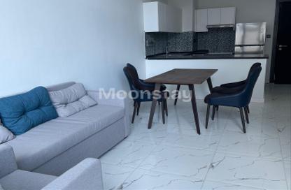 Apartment - 2 Bedrooms - 2 Bathrooms for rent in The Gate - Masdar City - Abu Dhabi