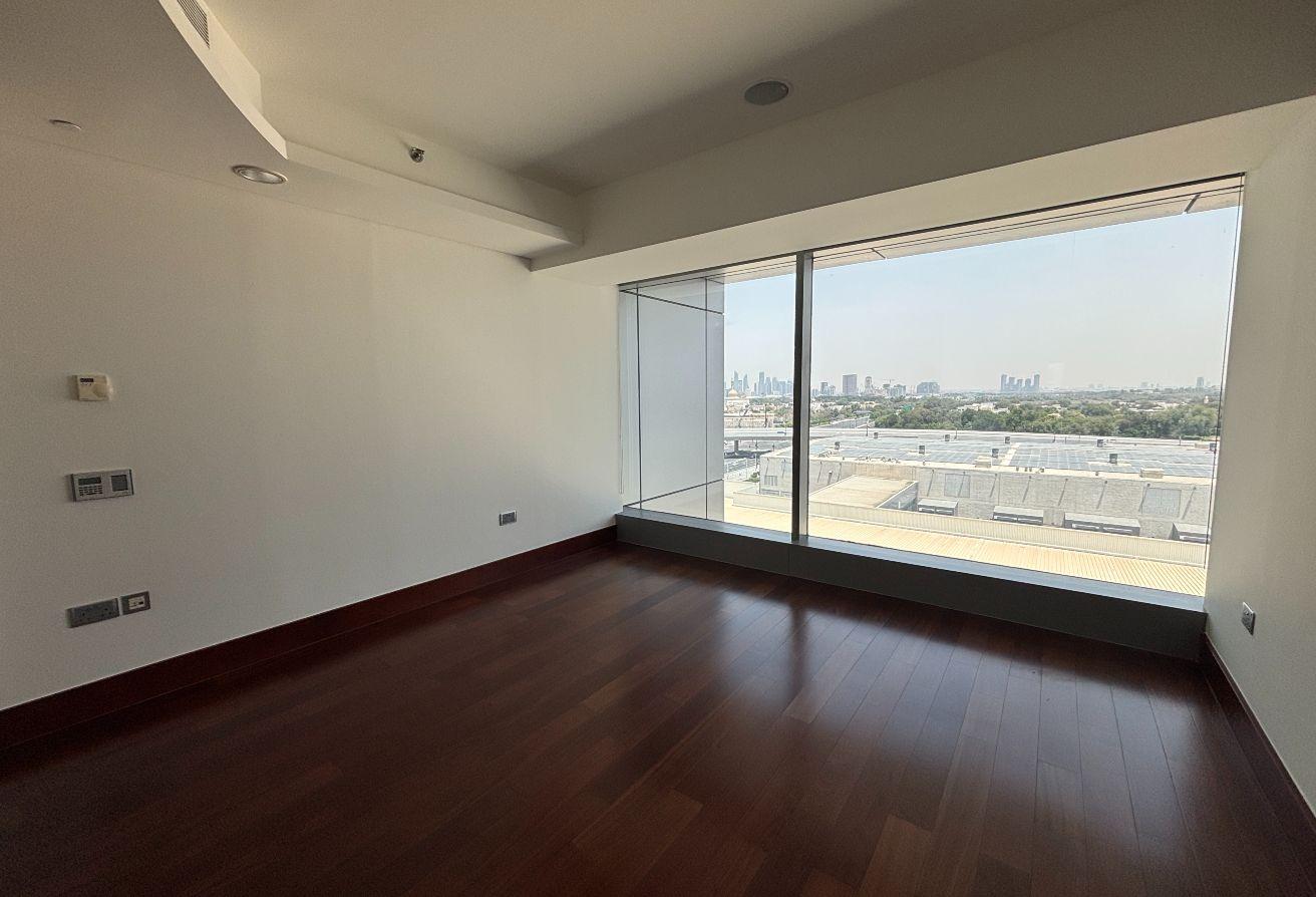 Large 3 Bed Duplex | Maids Room | Balcony photo 16