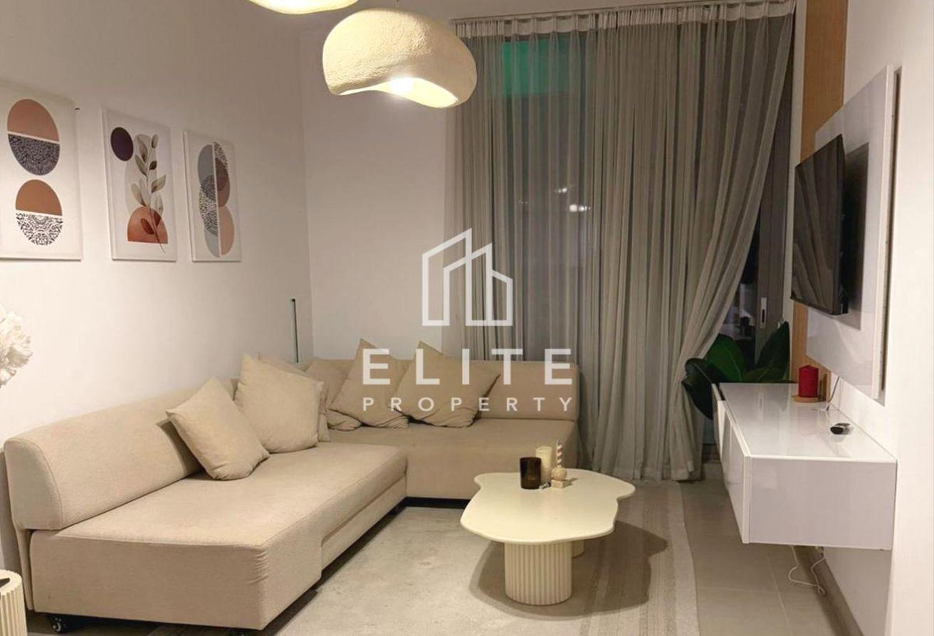 Vacant | Fully furnished | Multiple cheques photo 2