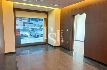 Retail - Studio - 2 for rent in Hazaa Bin Zayed the First Street - Al Nahyan Camp - Abu Dhabi