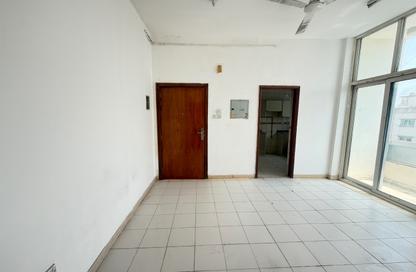 Apartment - 1 - 1 for rent in Muwaileh 29 Building - Muwaileh - Sharjah