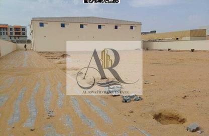 Warehouse - Studio - 2 Bathrooms for rent in Umm Al Thuoob - Umm Al Quwain