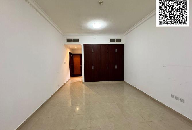 72306637 - Property Image 3