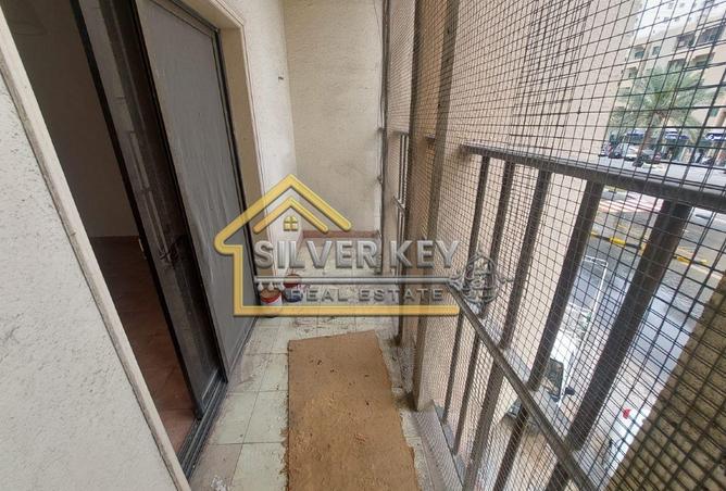 70293960 - صورة العقار 3