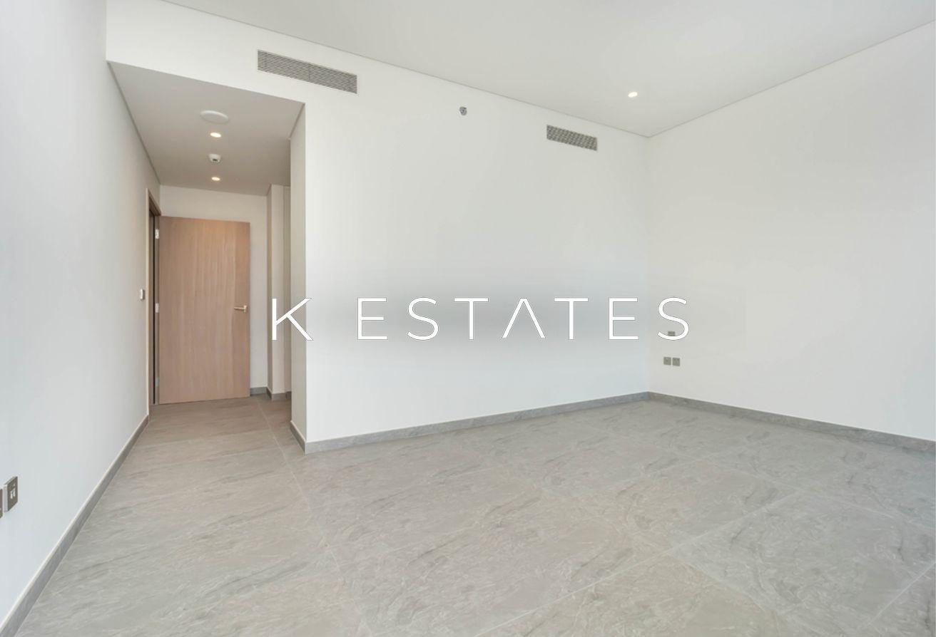 Brand New | Burj Khalifa View | High floor photo 13