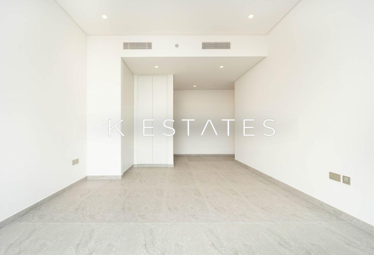Brand New | Burj Khalifa View | High floor photo 16