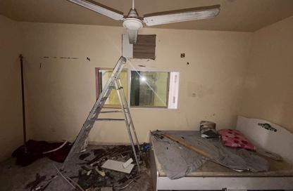 Apartment - Studio - 1 Bathroom for rent in Al Butina B - Al Butina - Sharjah
