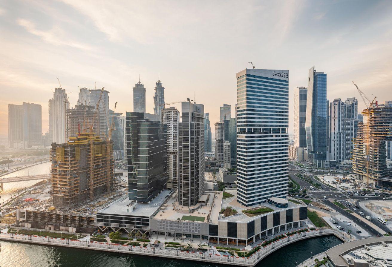 Studio | Canal View & Burj Khalifa photo 15