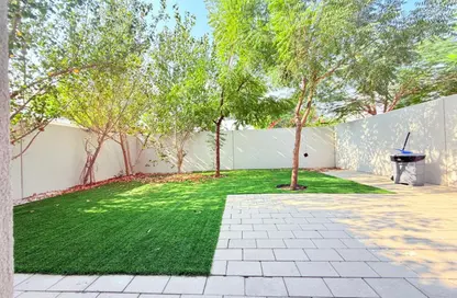 تاون هاوس - 3 غرف نوم - 4 حمامات للايجار في الزاهية - تجارية مويلح - الشارقة