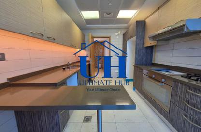 Apartment - 3 - 4 for rent in Mina Road - Tourist Club Area - Abu Dhabi