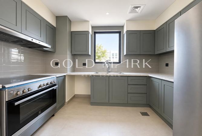 Middle Corner Unit | Vacant | Near to Lagoon photo 3