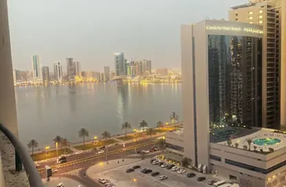 عمارة بالكامل - استوديو - 3 حمامات للبيع في المجاز 3 - المجاز - الشارقة