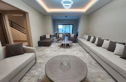 تاون هاوس - 4 غرف نوم - 4 حمامات للبيع في مدينة الشارقة المستدامة - الشارقة